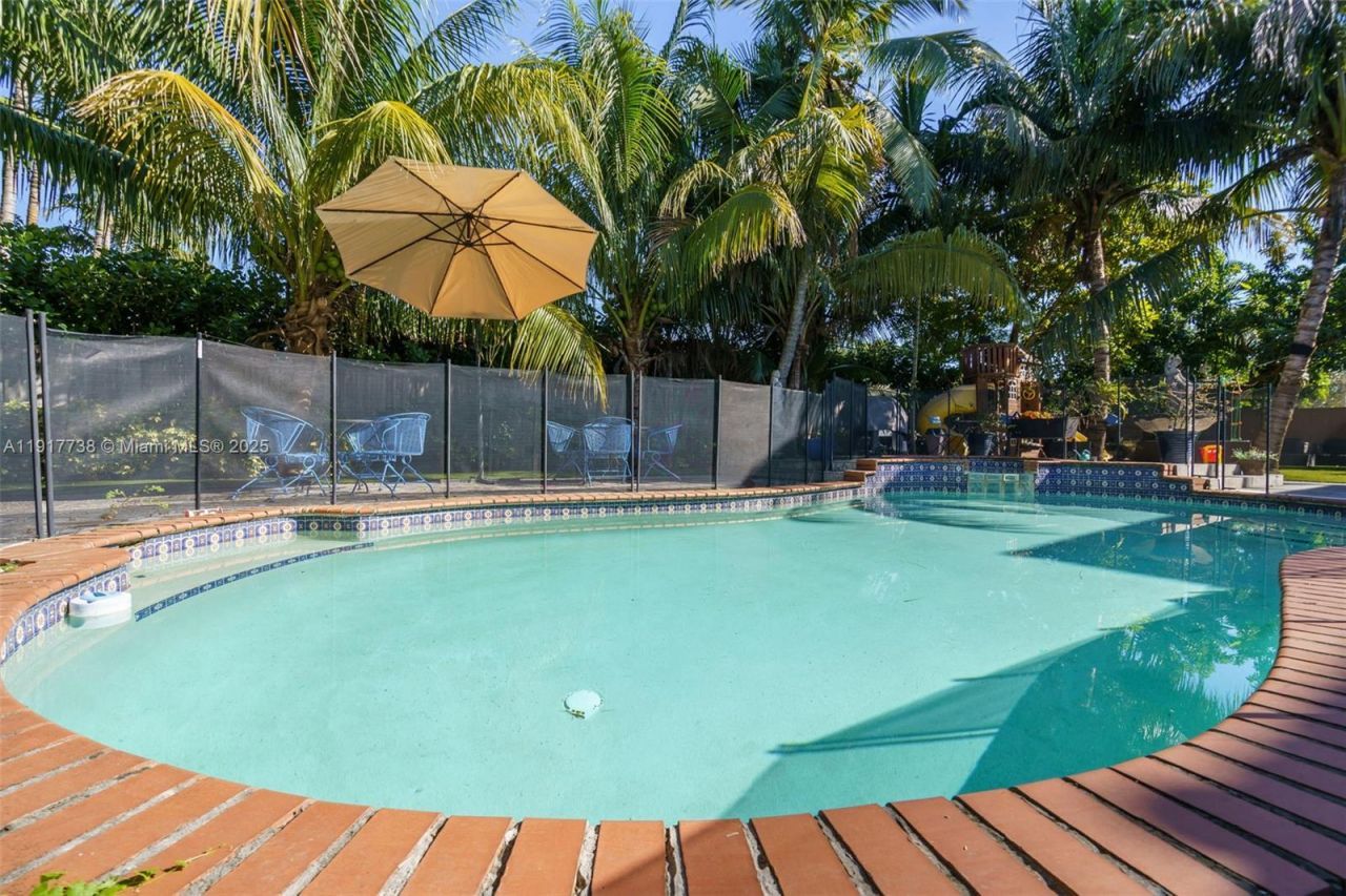 3135 SW 80th Ave, Miami, FL 33155 Photo