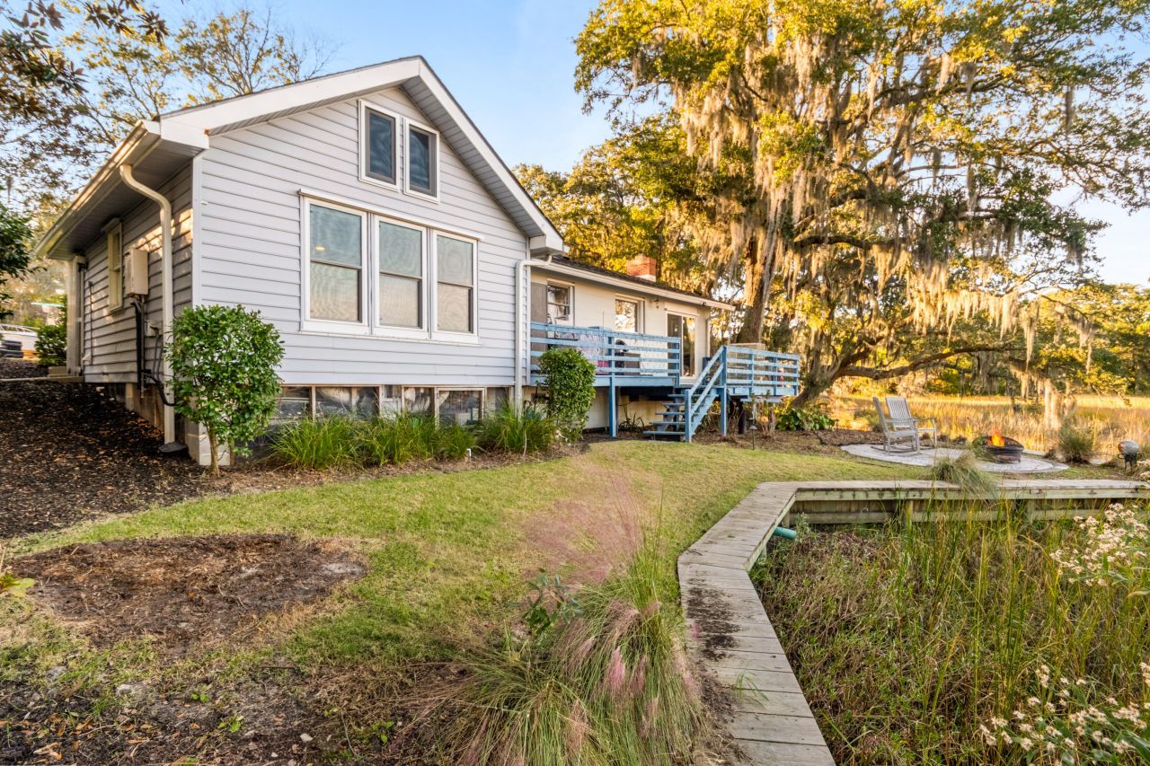 1996 Minott Street Photo 10