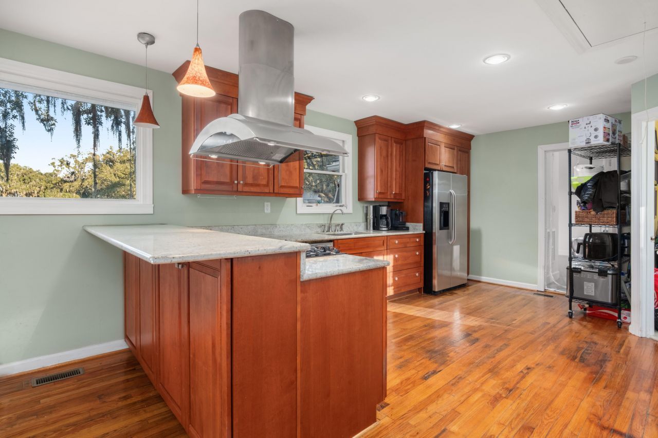 1996 Minott Street Photo 14