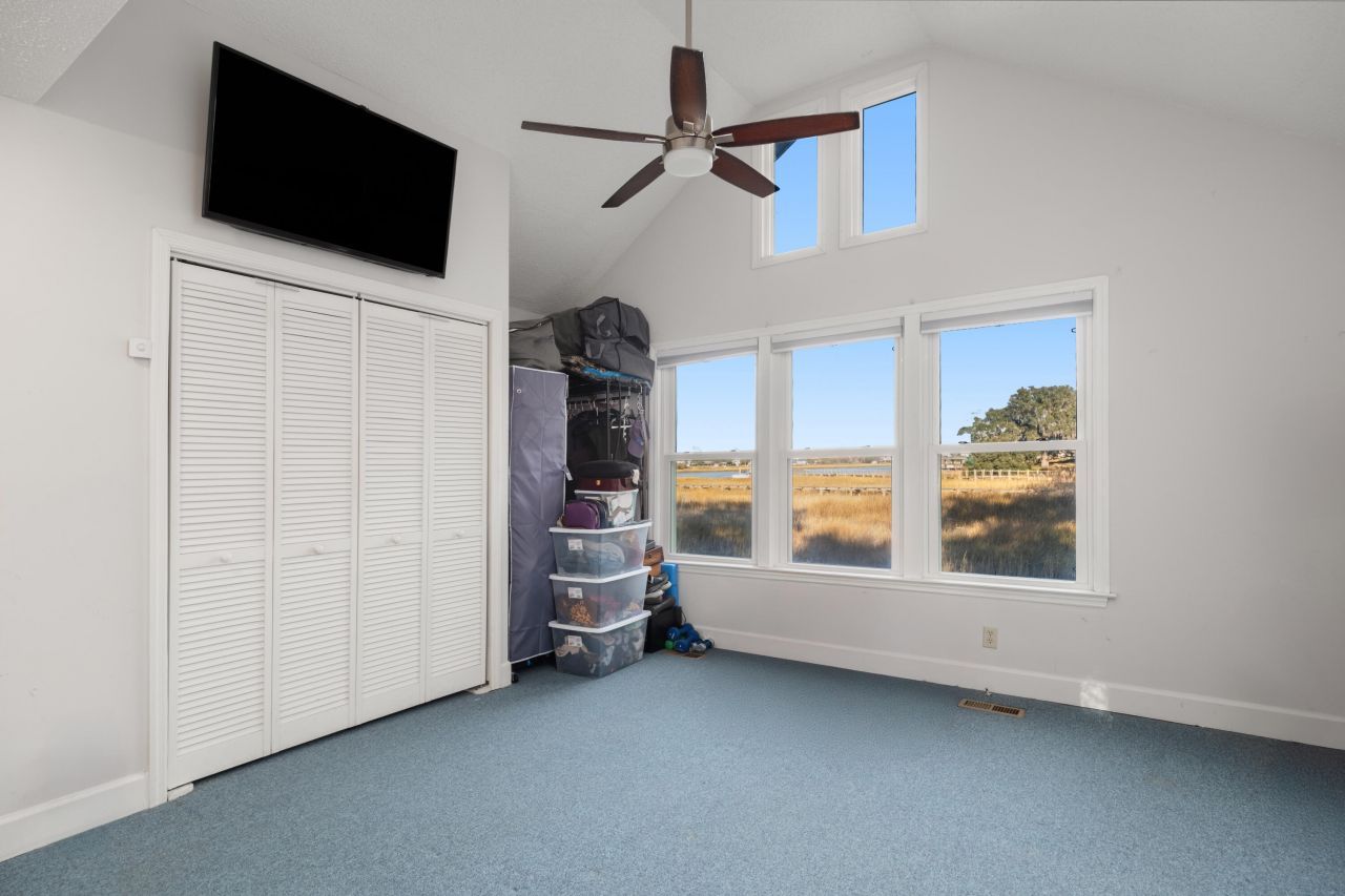 1996 Minott Street Photo 17