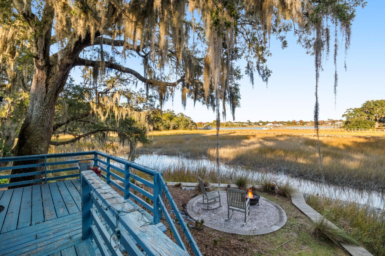 1996 Minott Street Photo 23