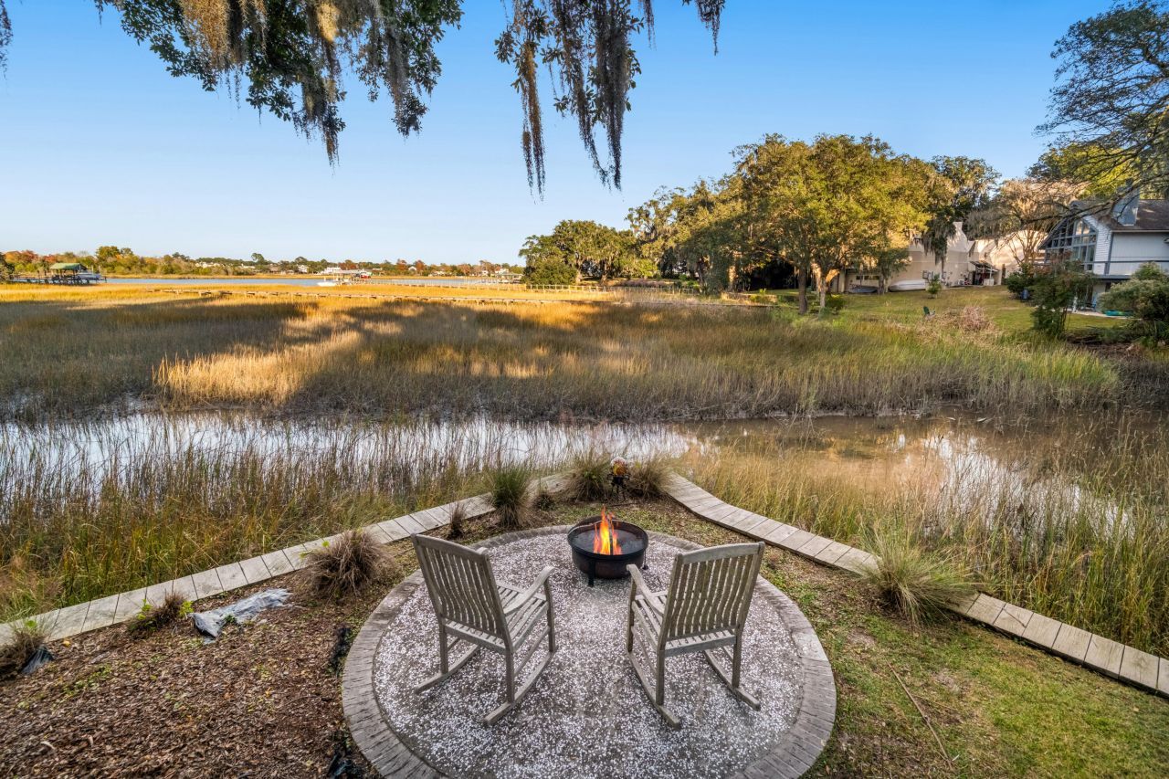 1996 Minott Street Photo 26