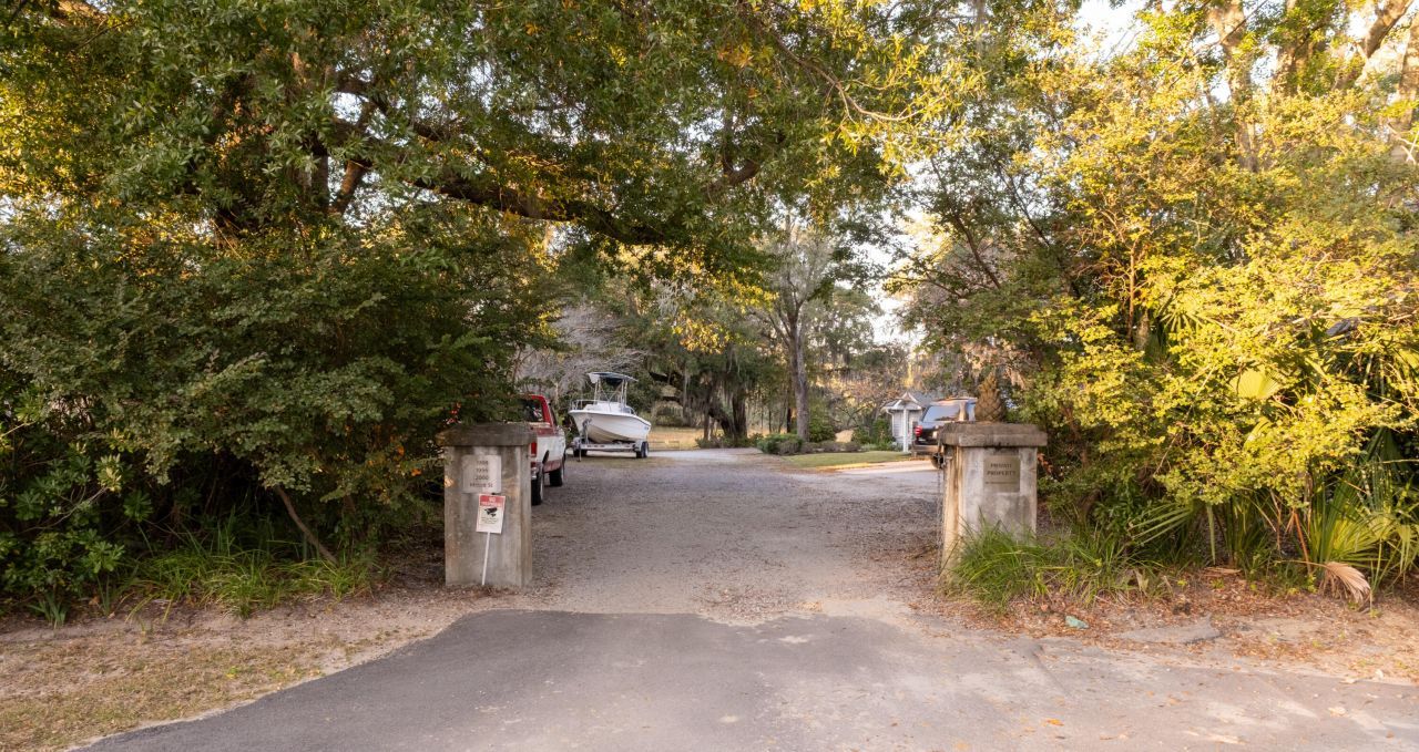 1996 Minott Street Photo 47