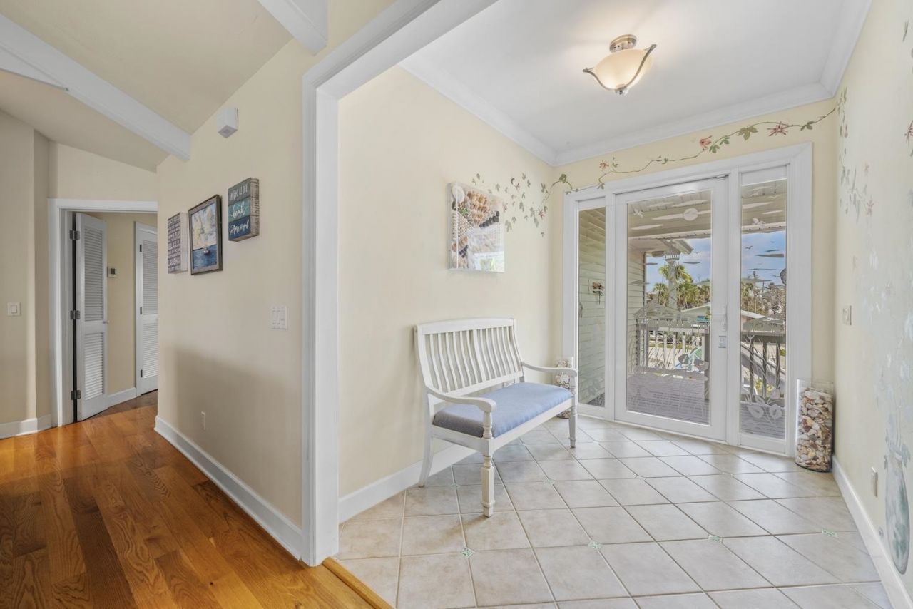 330 E Gulf Dr, Sanibel, FL 33957 Photo