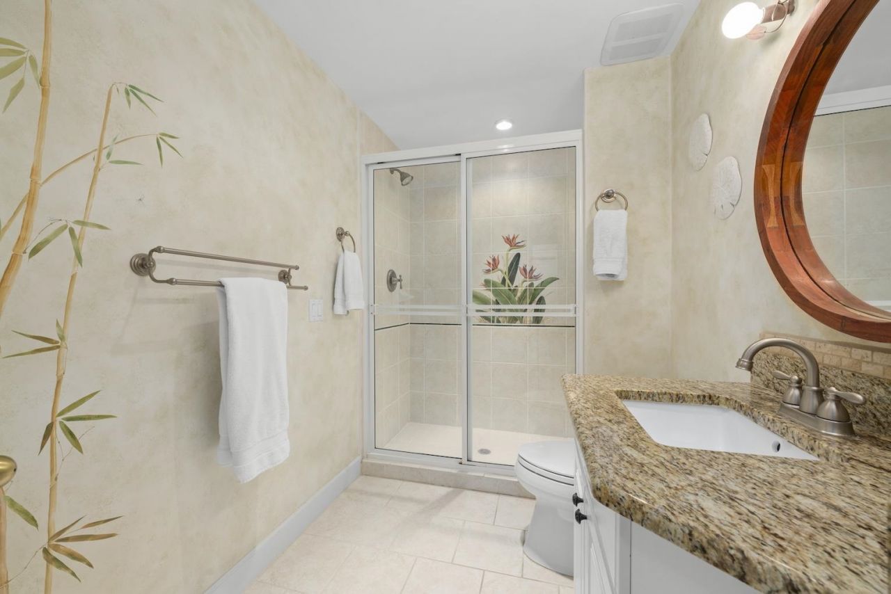 330 E Gulf Dr, Sanibel, FL 33957 Photo