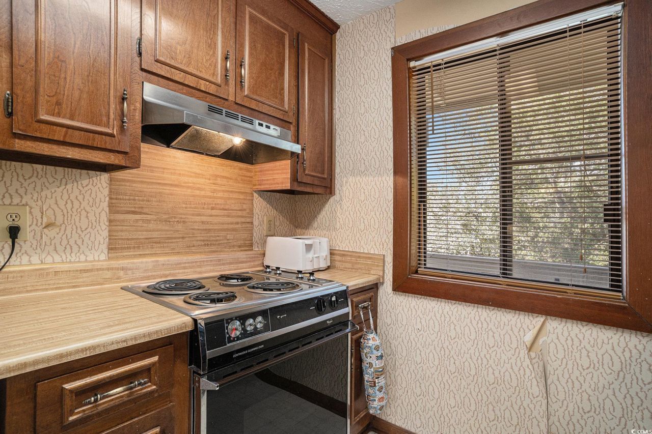 200 Maison Dr. Photo 8