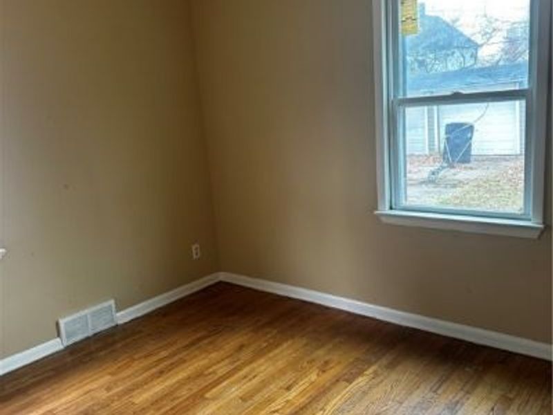 1538 E 173rd Street, Cleveland, OH 44110 Photo 5