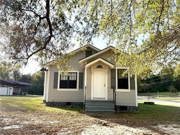 2229 AVENUE F, Bogalusa, LA 70427