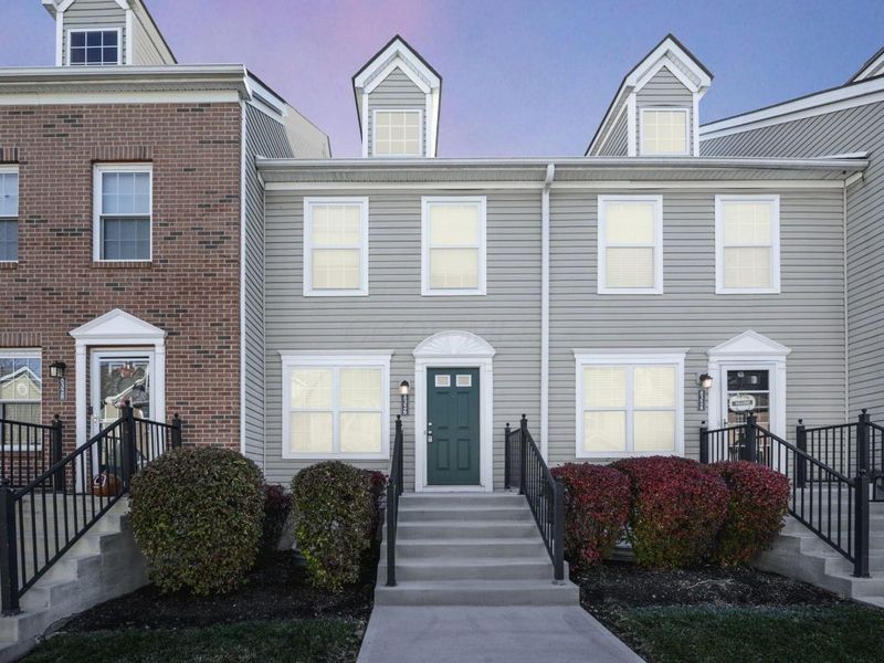 8326 Bruntsfield Road, Columbus, OH 43235 Photo 1