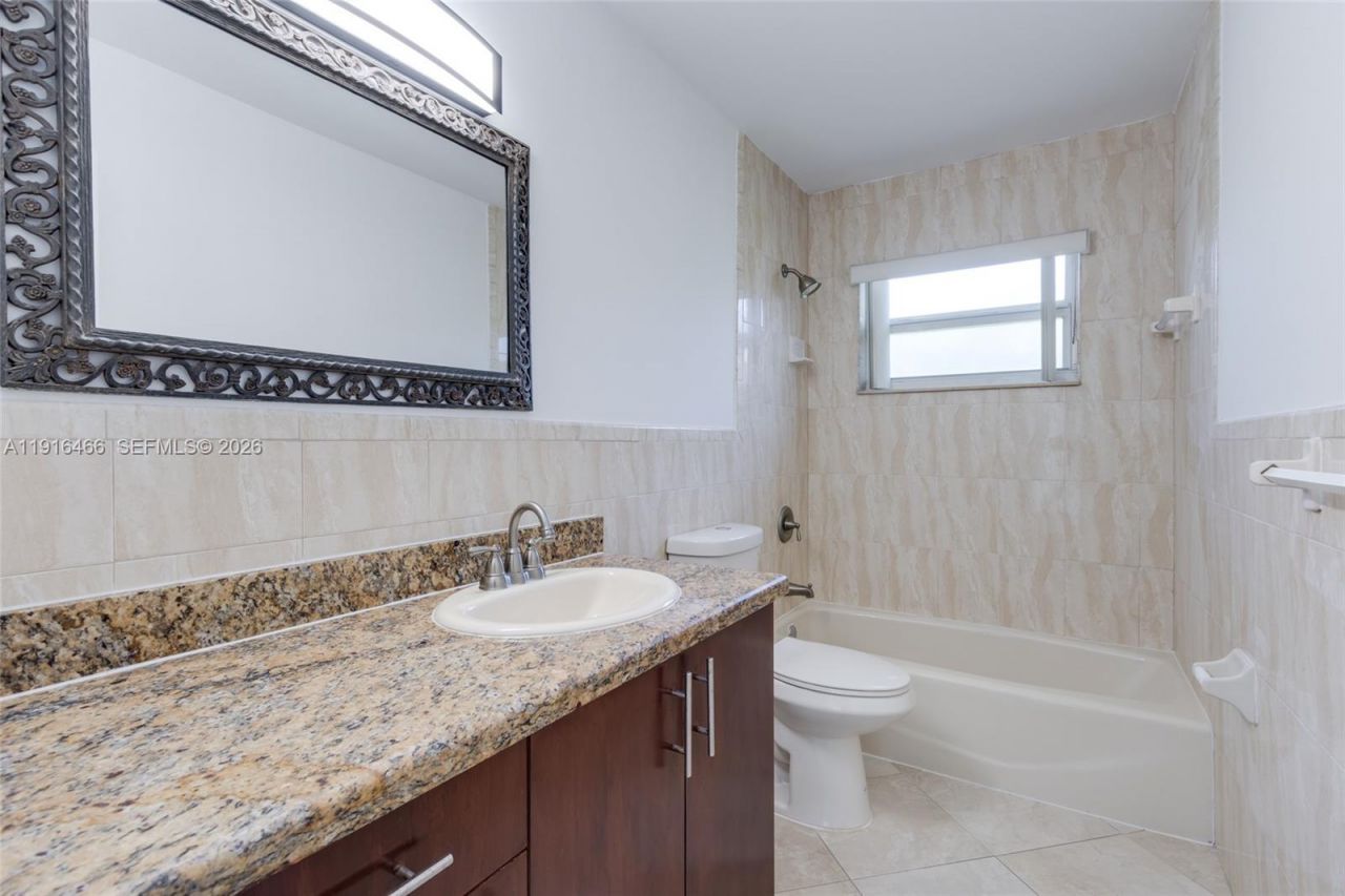5425 Madison St, Hollywood, FL 33021 Photo