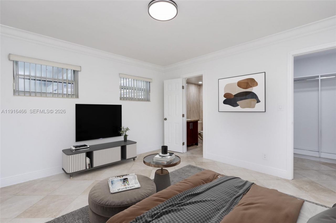 5425 Madison St, Hollywood, FL 33021 Photo