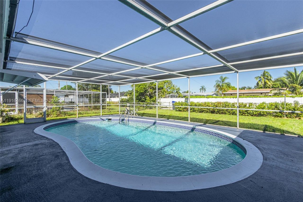 5425 Madison St, Hollywood, FL 33021 Photo