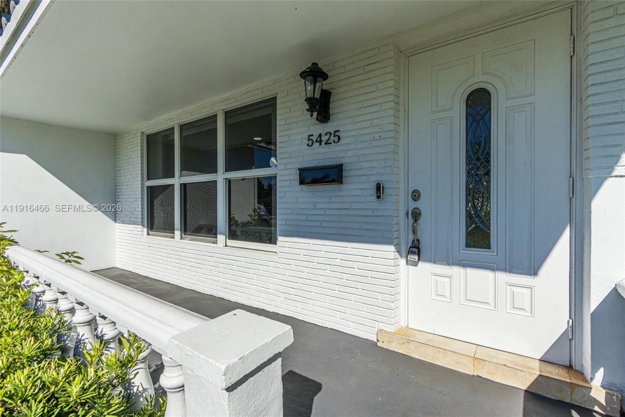 5425 Madison St, Hollywood, FL 33021 Photo