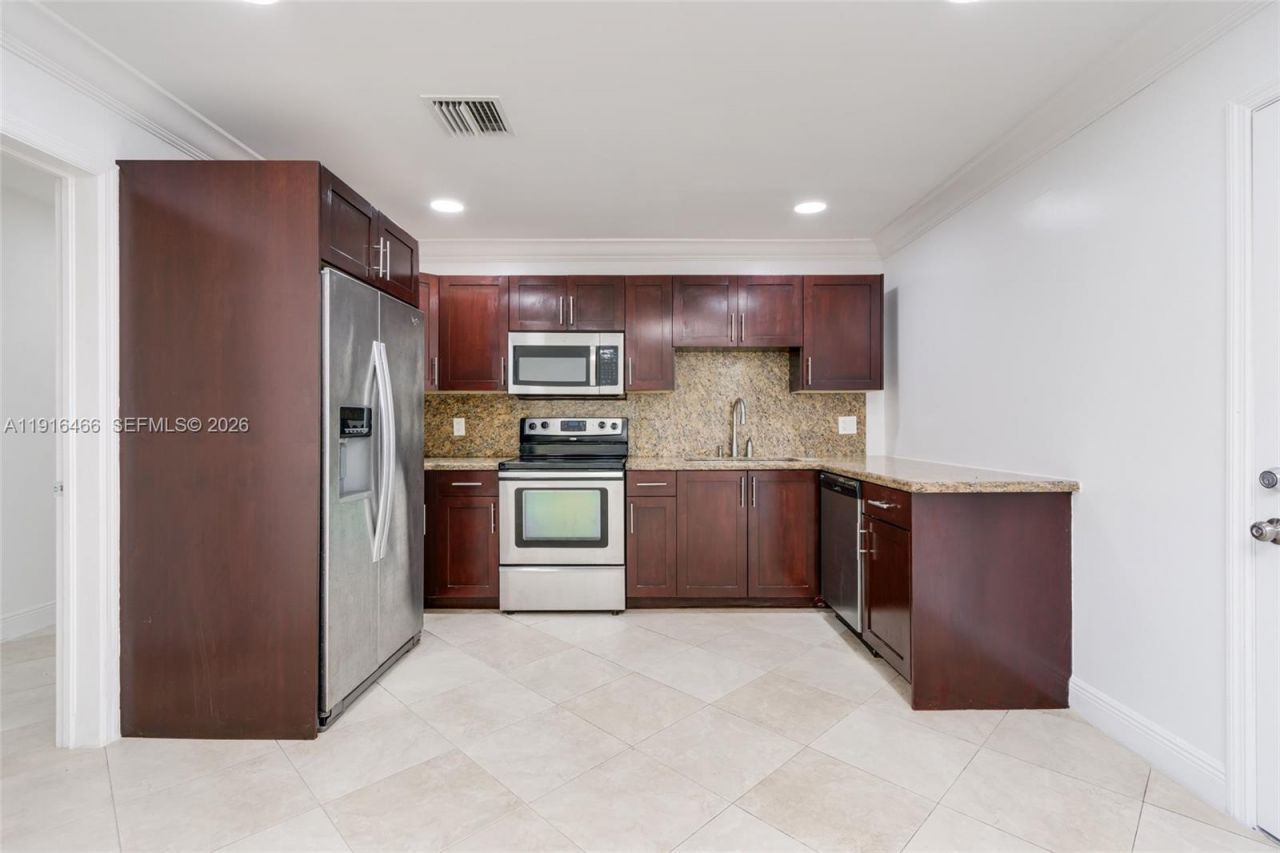 5425 Madison St, Hollywood, FL 33021 Photo