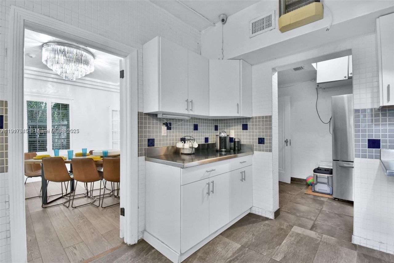 1018 Jefferson Ave, Miami Beach, FL 33139 Photo