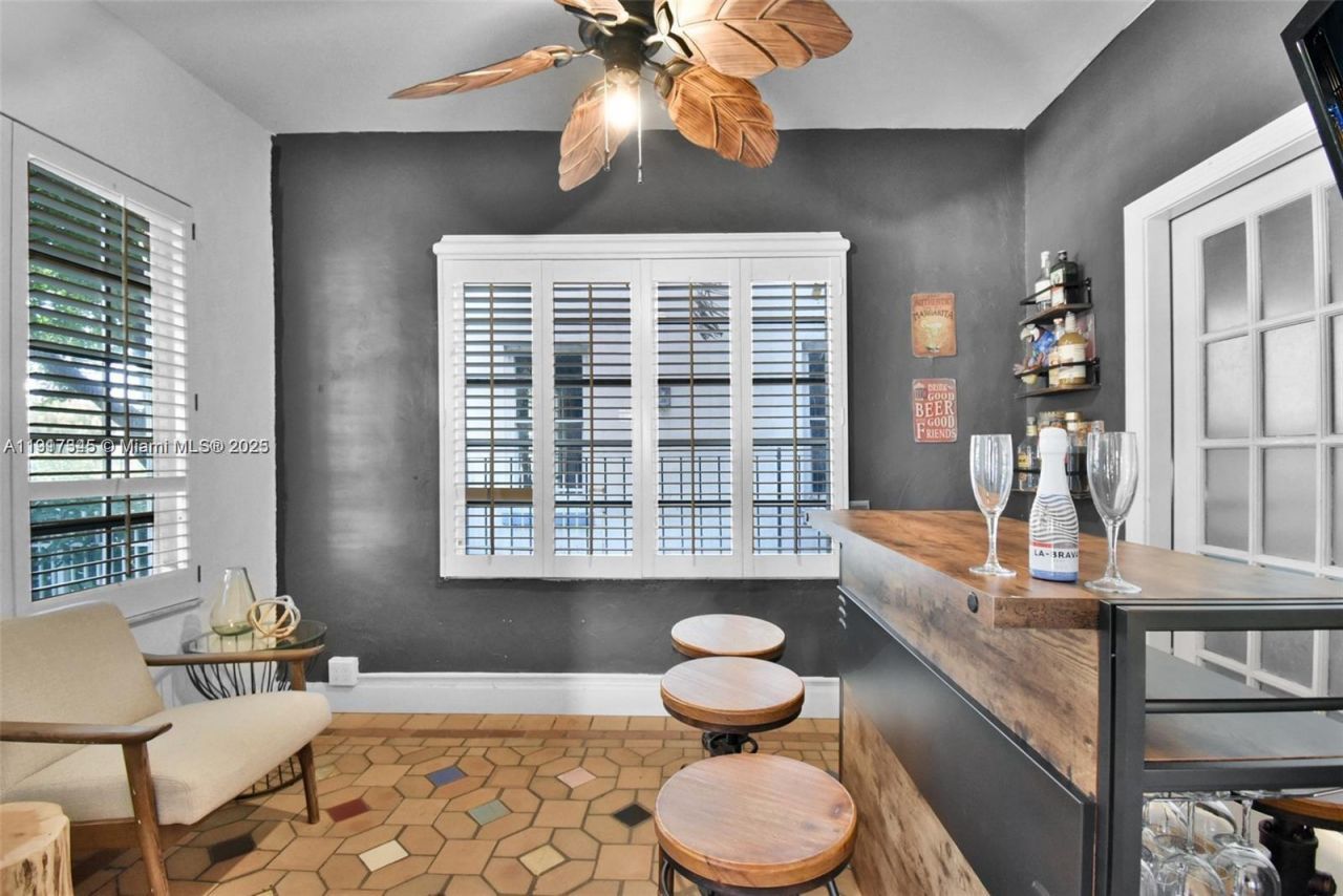 1018 Jefferson Ave, Miami Beach, FL 33139 Photo