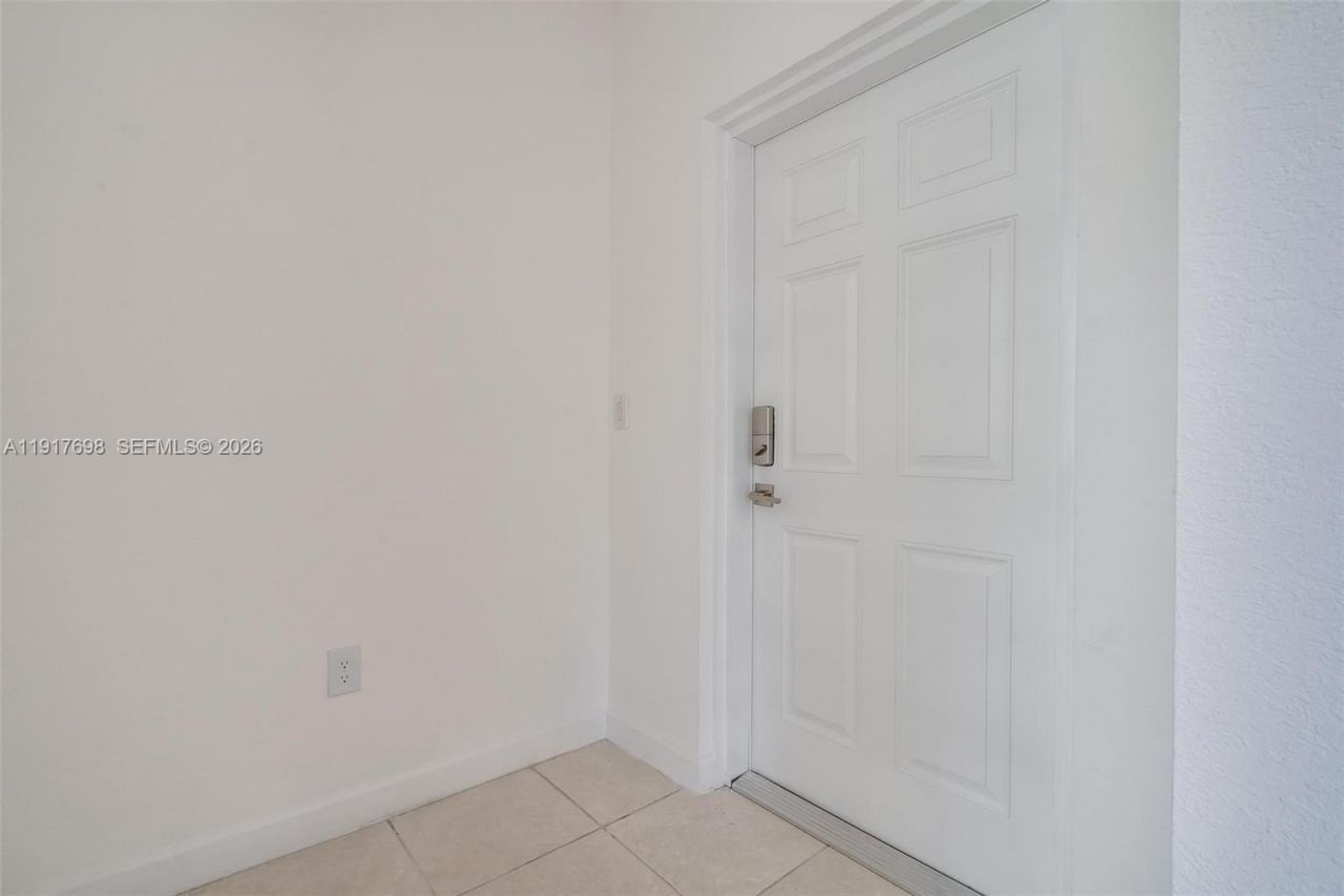 4371 SW 160th Ave, Unit 211, Miramar, FL 33027 Photo