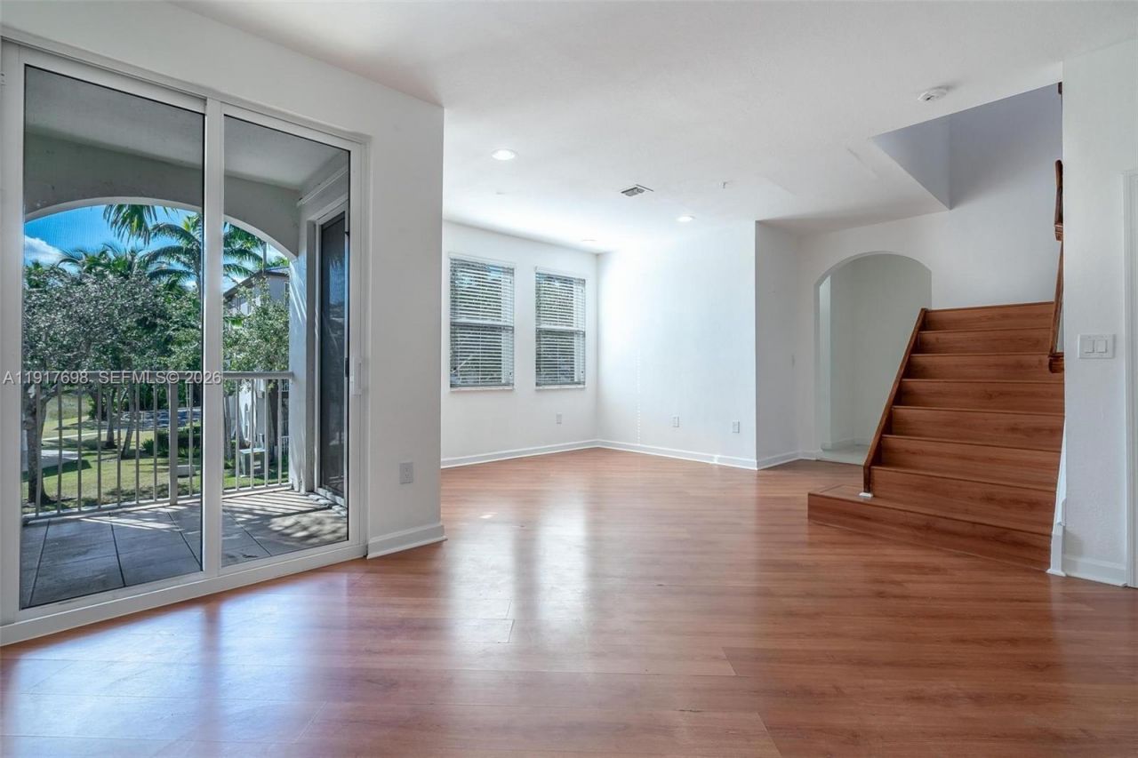 4371 SW 160th Ave, Unit 211, Miramar, FL 33027 Photo