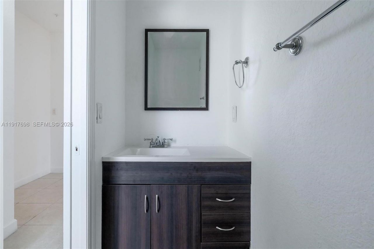 4371 SW 160th Ave, Unit 211, Miramar, FL 33027 Photo