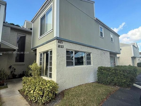 8123 Lagos De Campo Blvd, Unit A-2, Tamarac, FL 33321
