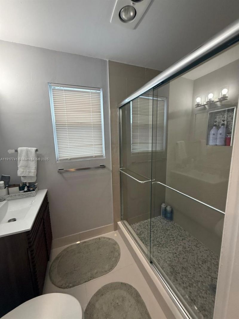 8123 Lagos De Campo Blvd, Unit A-2, Tamarac, FL 33321 Photo