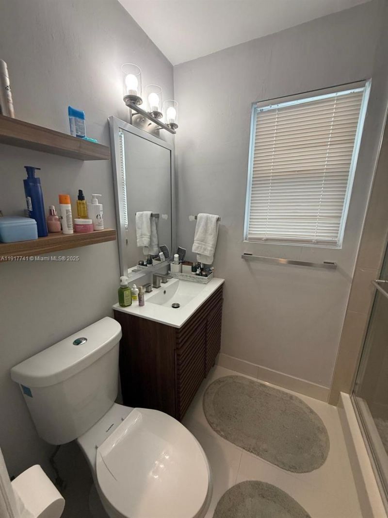 8123 Lagos De Campo Blvd, Unit A-2, Tamarac, FL 33321 Photo