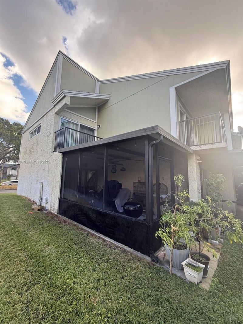 8123 Lagos De Campo Blvd, Unit A-2, Tamarac, FL 33321 Photo