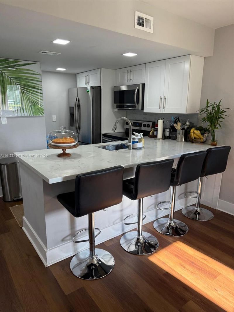 8123 Lagos De Campo Blvd, Unit A-2, Tamarac, FL 33321 Photo