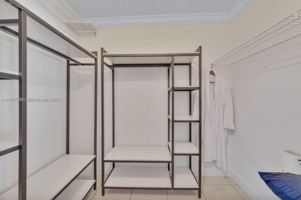 815 NW 126th Ct, Miami, FL 33182 Photo