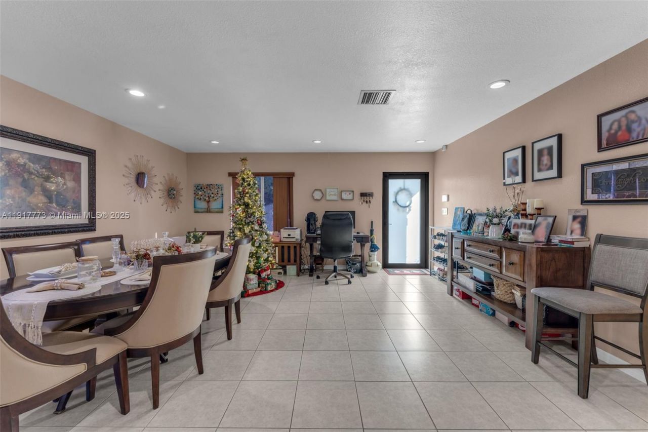 11347 SW 246th Ter, Homestead, FL 33032 Photo