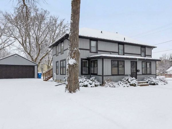 726 7th Avenue NW, Faribault, MN 55021