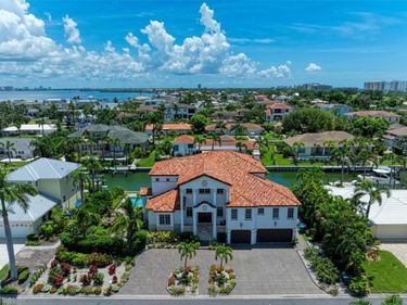 550 YARDARM LANE, LONGBOAT KEY, FL 34228