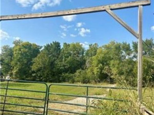 7614 Riverview Avenue, Kansas City, KS 66112