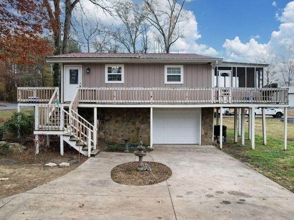 374 Marina Hills Circle, Charleston, TN 37310