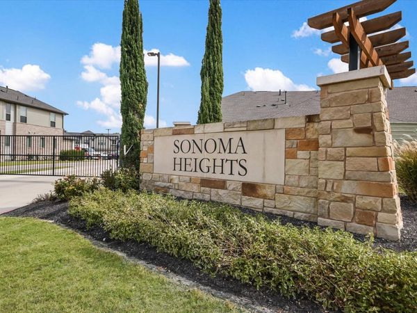 2500 FOREST CREEK DR, Unit 904, Round Rock, TX 78665