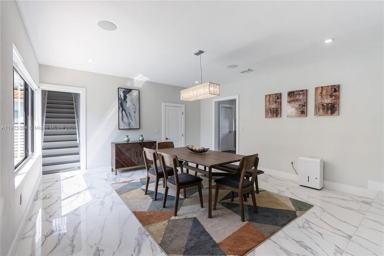 1600 Micanopy Ave, Miami, FL 33133 Photo