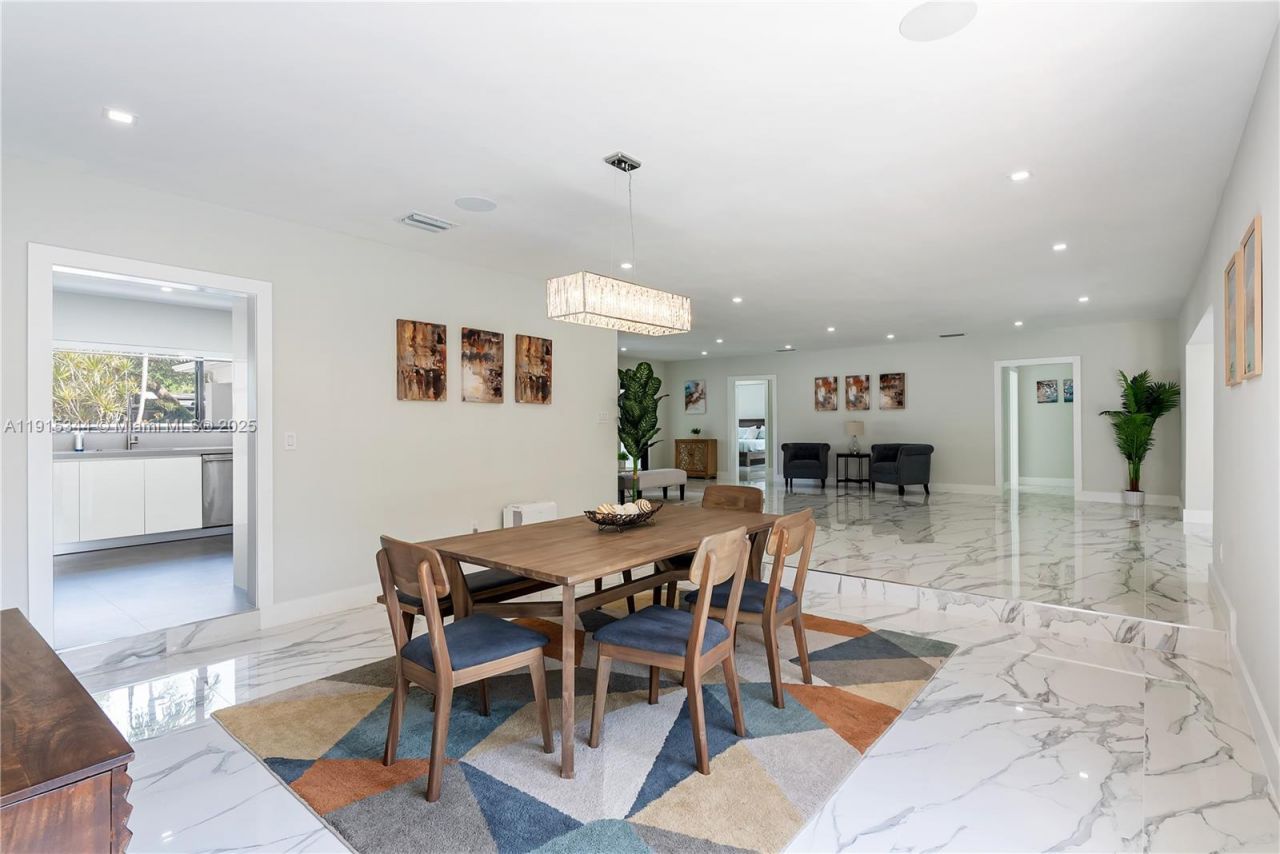 1600 Micanopy Ave, Miami, FL 33133 Photo