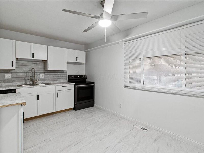 5143 Rutledge Drive N, Columbus, OH 43232 Photo 8