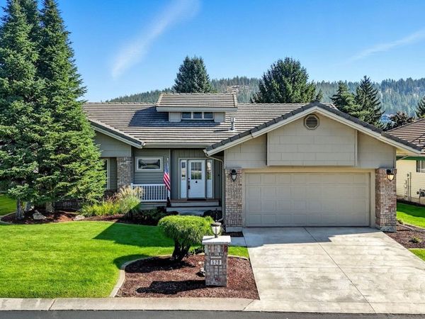 520 N Village Ln, Liberty Lake, WA 99019