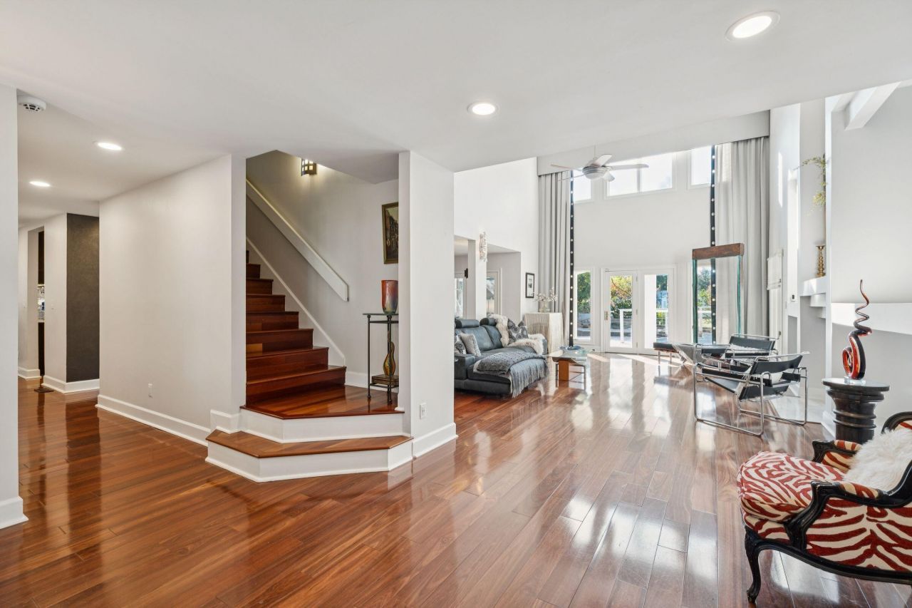 9 Fairway Village Lane Photo 12