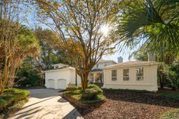 9 Fairway Village Lane photo 4