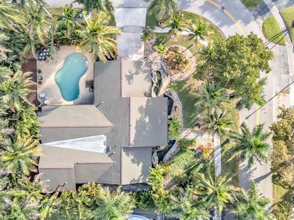 980 SW 70th Ave, Plantation, FL 33317