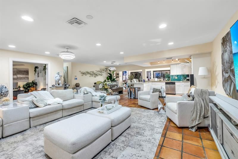 980 SW 70th Avenue, Plantation, FL 33317 Photo