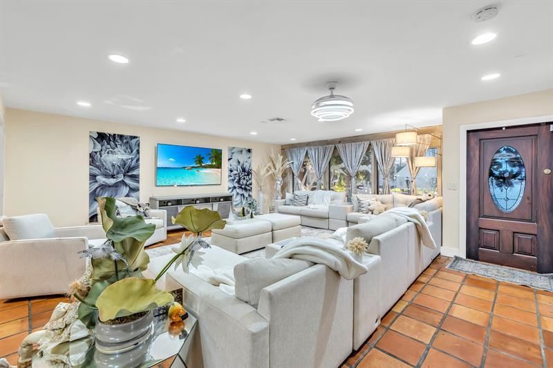 980 SW 70th Avenue, Plantation, FL 33317 Photo