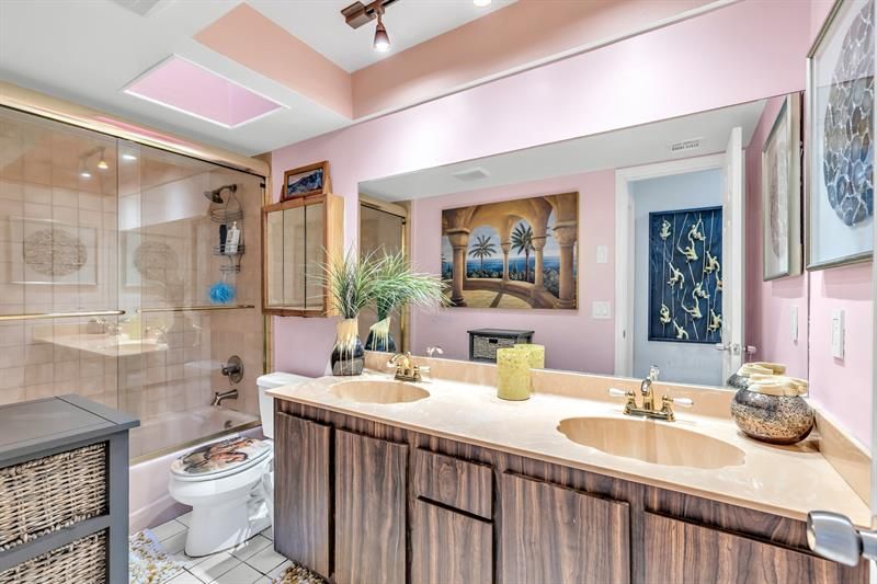 980 SW 70th Avenue, Plantation, FL 33317 Photo