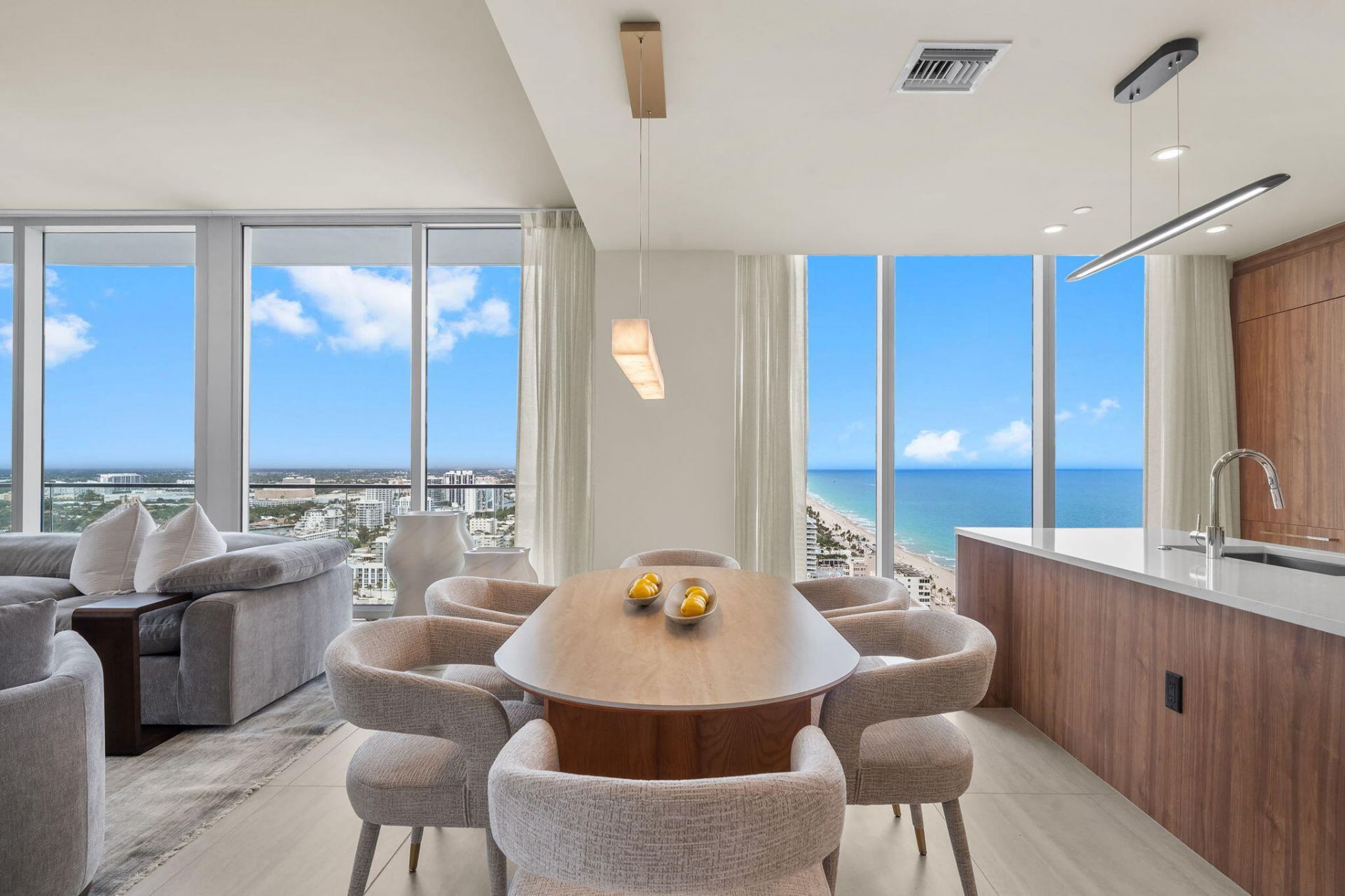 151 N Seabreeze Boulevard, Unit 2503-e, Fort Lauderdale, FL 33304 Photo