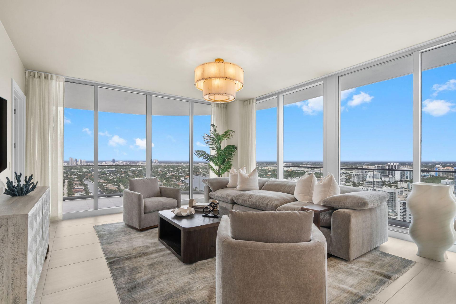 151 N Seabreeze Boulevard, Unit 2503-e, Fort Lauderdale, FL 33304 Photo