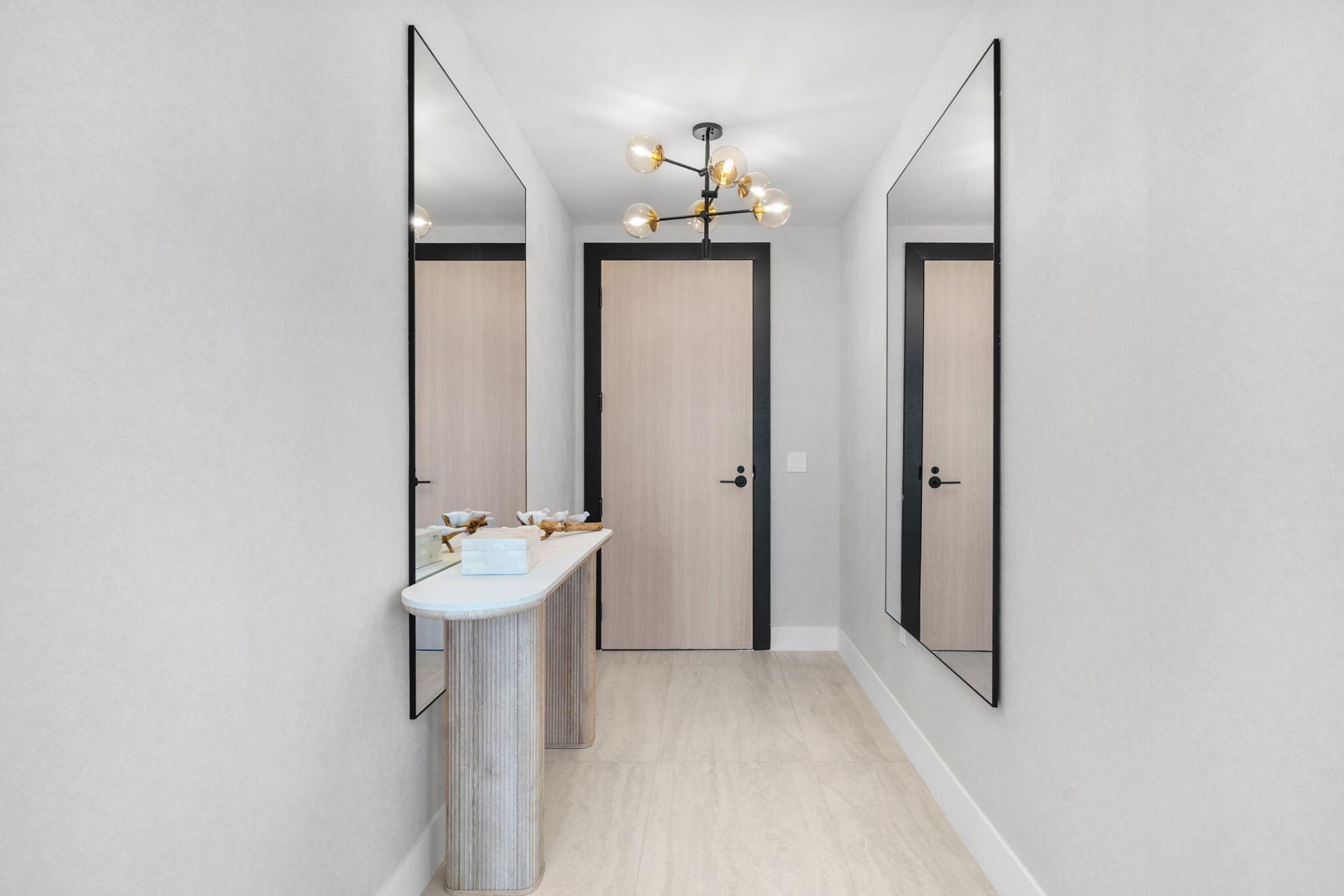 151 N Seabreeze Boulevard, Unit 2503-e, Fort Lauderdale, FL 33304 Photo