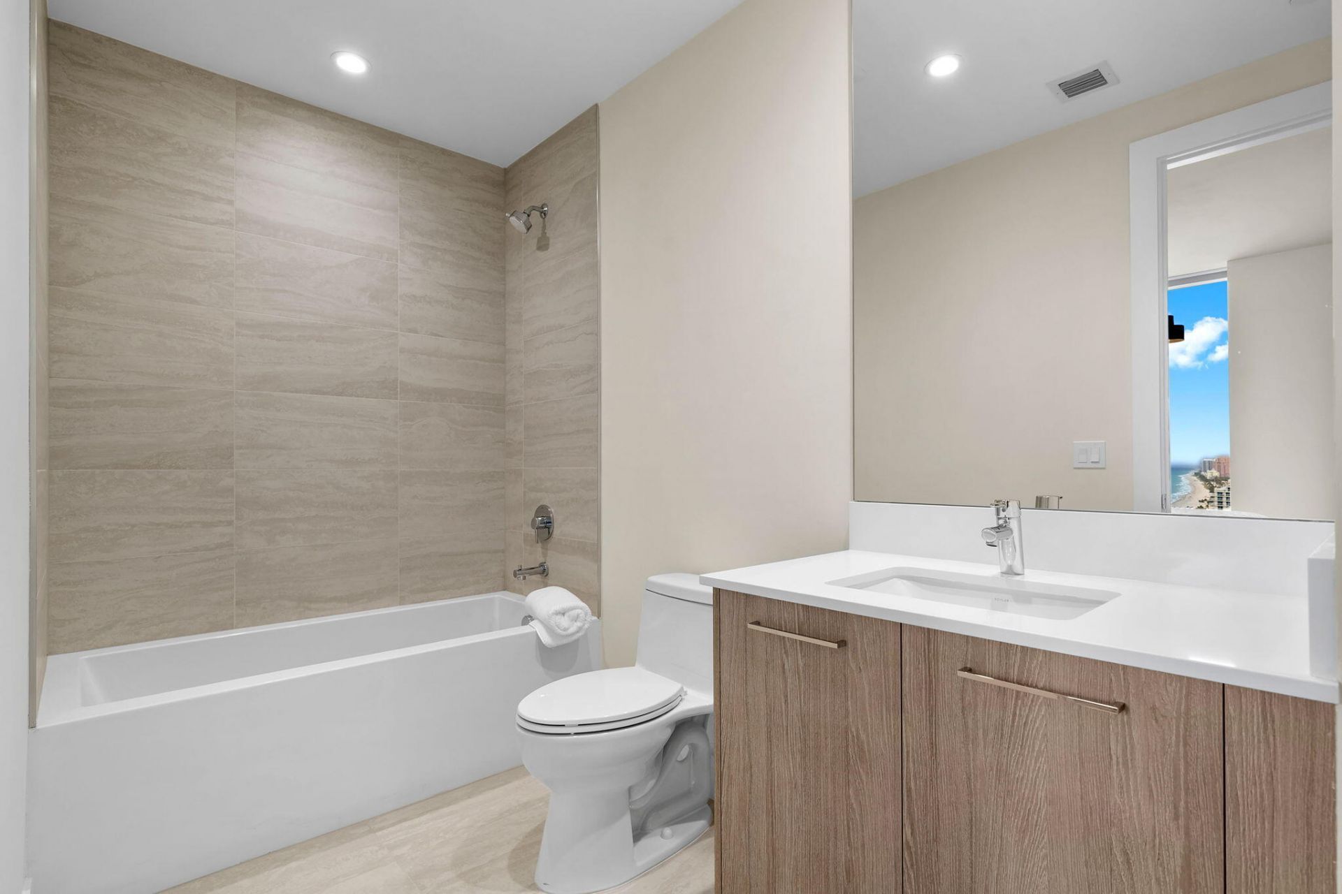 151 N Seabreeze Boulevard, Unit 2503-e, Fort Lauderdale, FL 33304 Photo