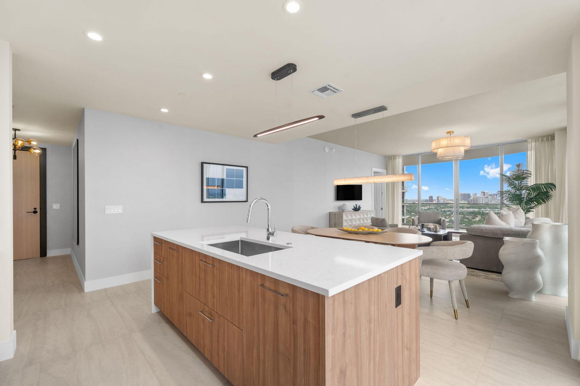 151 N Seabreeze Boulevard, Unit 2503-e, Fort Lauderdale, FL 33304 Photo